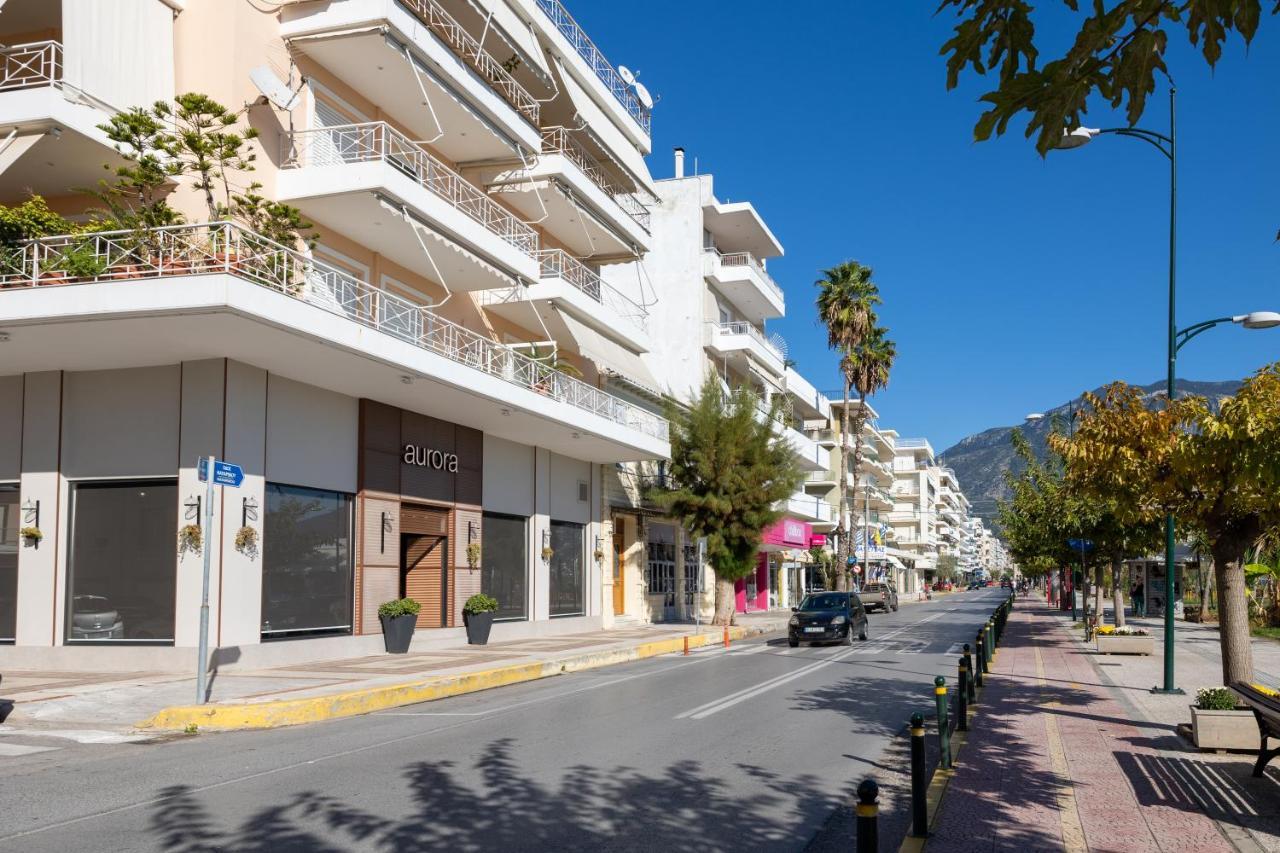 Seaside Penthouse In Kalamata Eksteriør billede